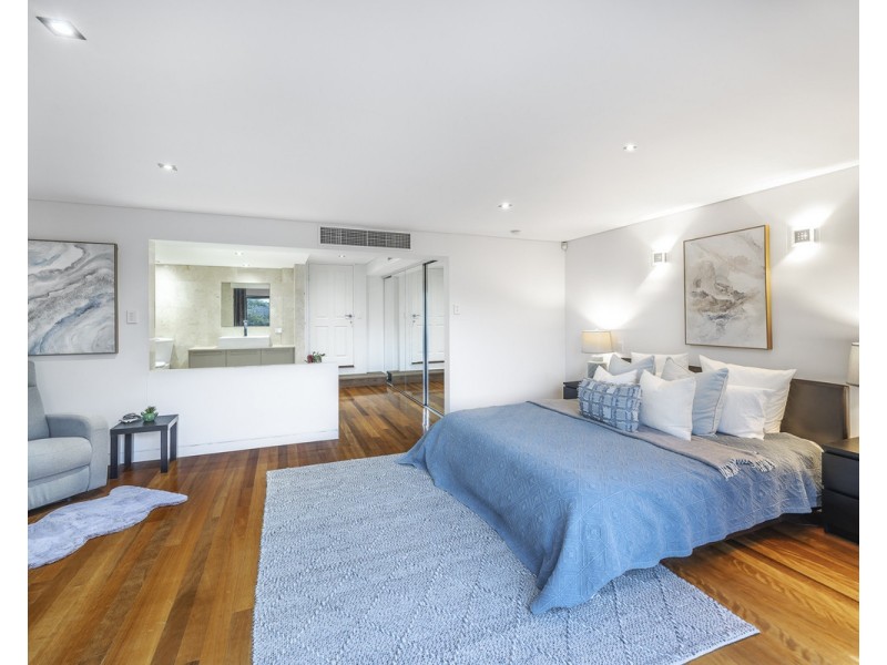 19 Wells Street, Southport QLD 4215