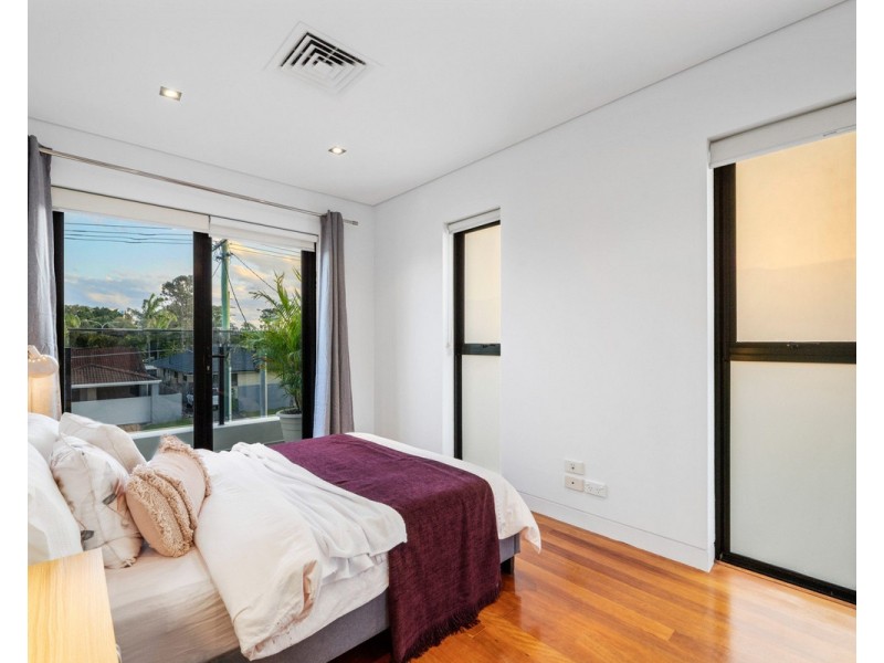 19 Wells Street, Southport QLD 4215