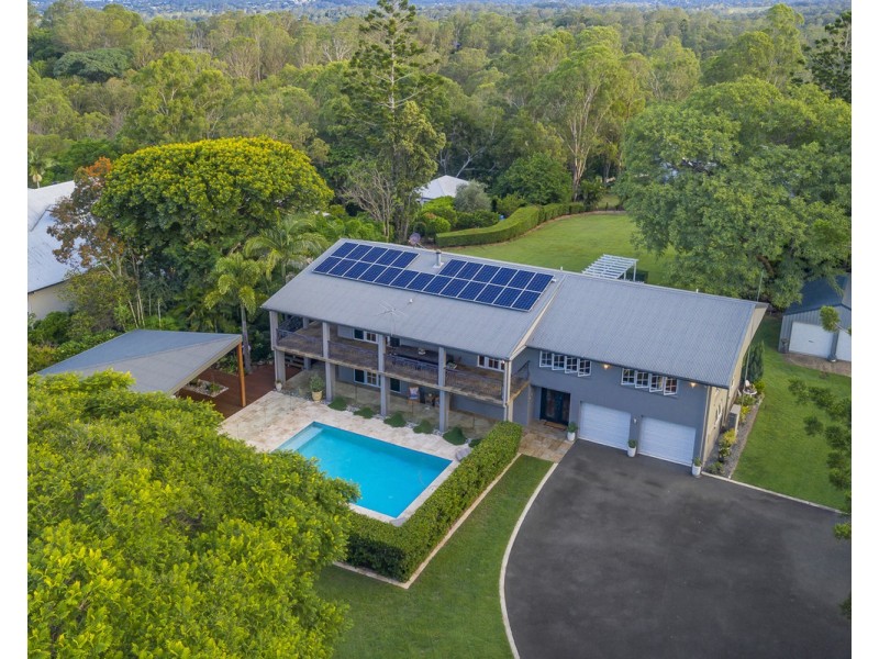 20 Royston Street, Brookfield QLD 4069