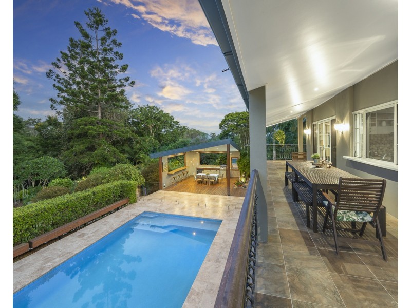 20 Royston Street, Brookfield QLD 4069