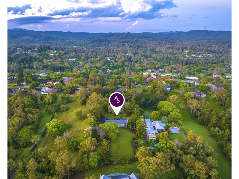 20 Royston Street, Brookfield QLD 4069