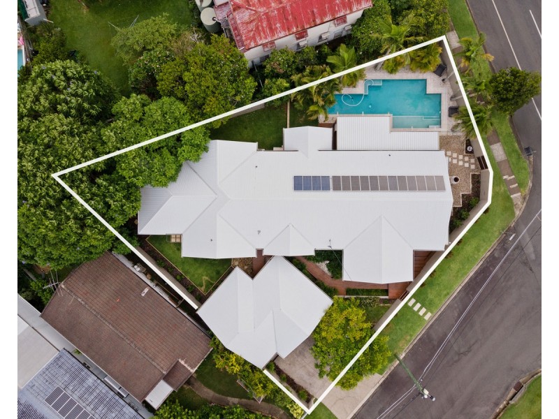 202 Simpsons Road, Bardon QLD 4065