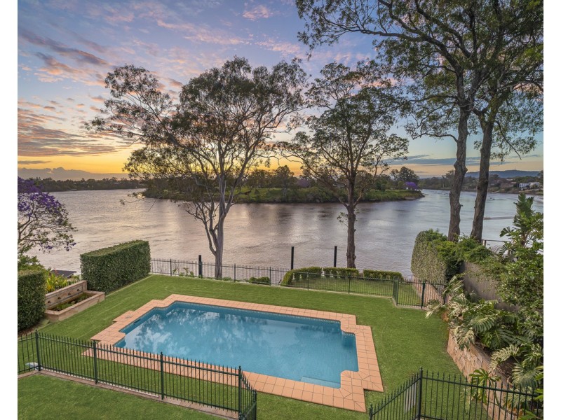 15 Stevens Street, Yeronga QLD 4104