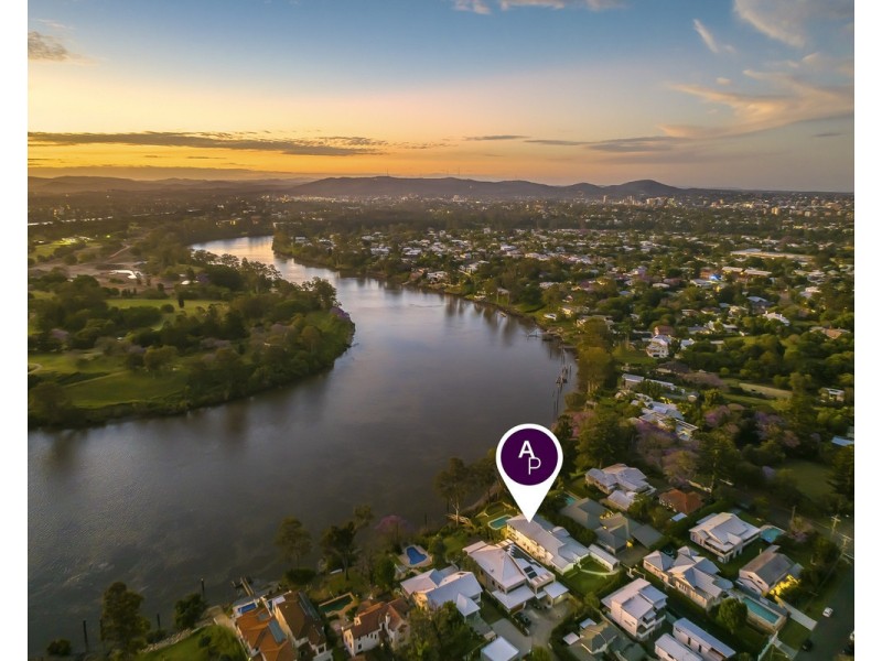 15 Stevens Street, Yeronga QLD 4104