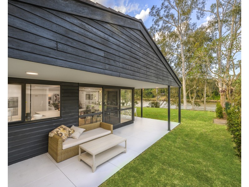 71 Kooringal Drive, Jindalee QLD 4074