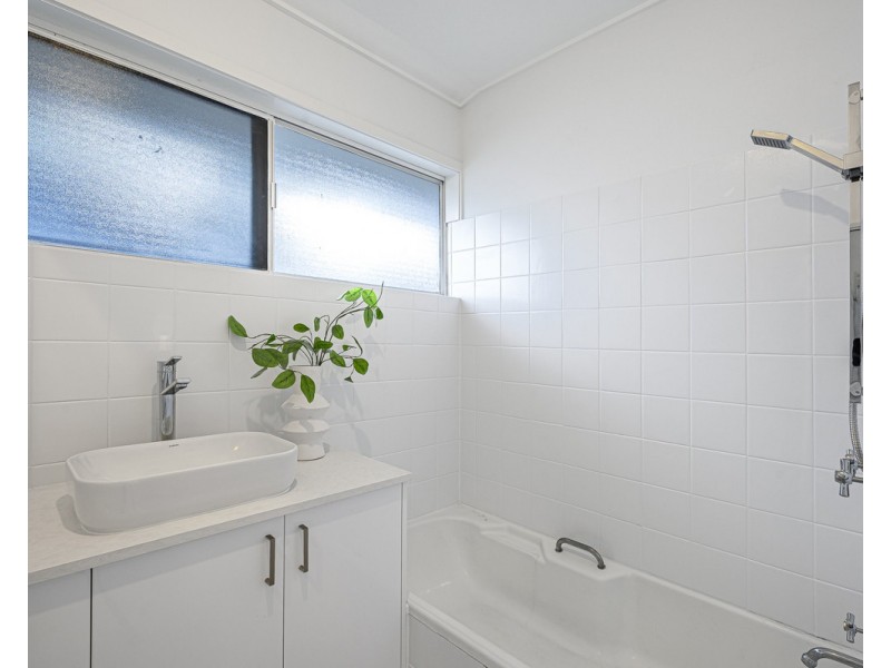 71 Kooringal Drive, Jindalee QLD 4074