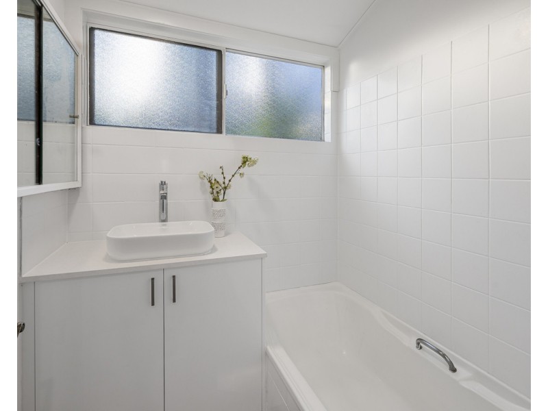 71 Kooringal Drive, Jindalee QLD 4074