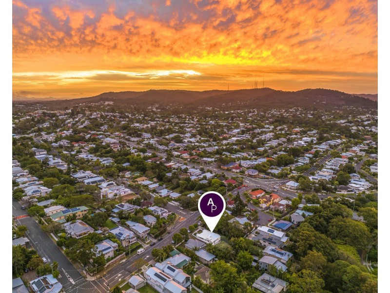 199 Arthur Terrace, Bardon QLD 4065