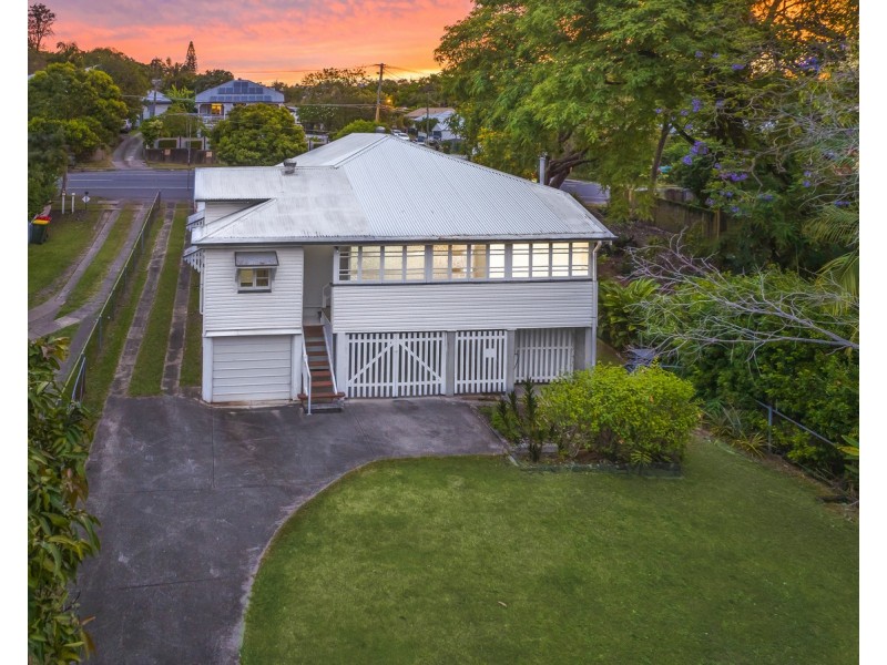 199 Arthur Terrace, Bardon QLD 4065