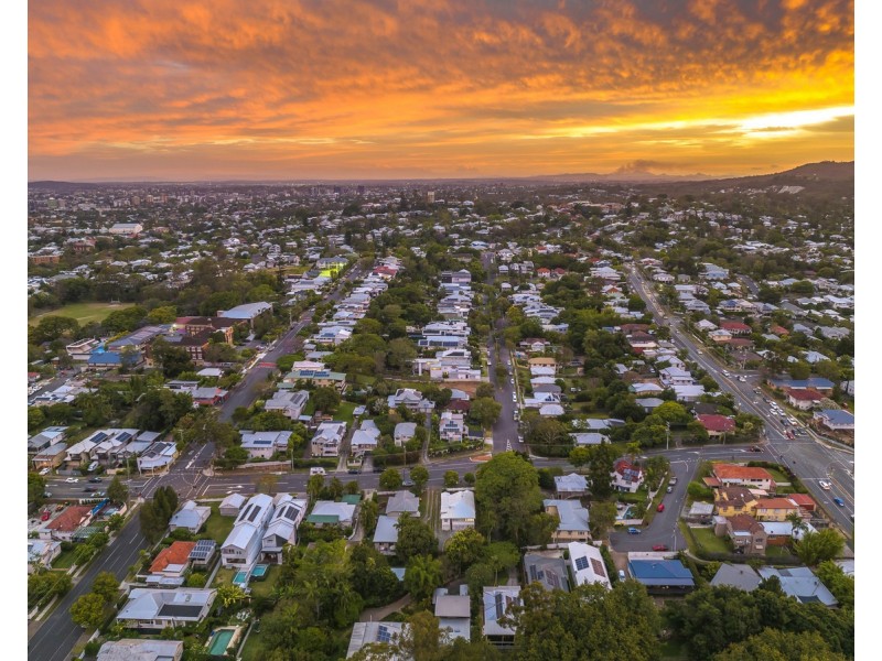 199 Arthur Terrace, Bardon QLD 4065