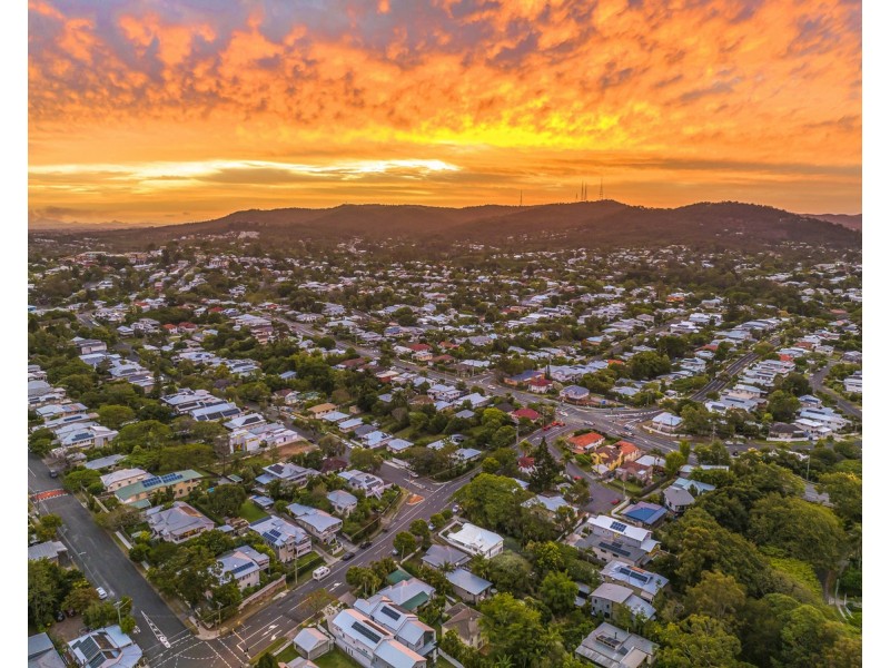 199 Arthur Terrace, Bardon QLD 4065