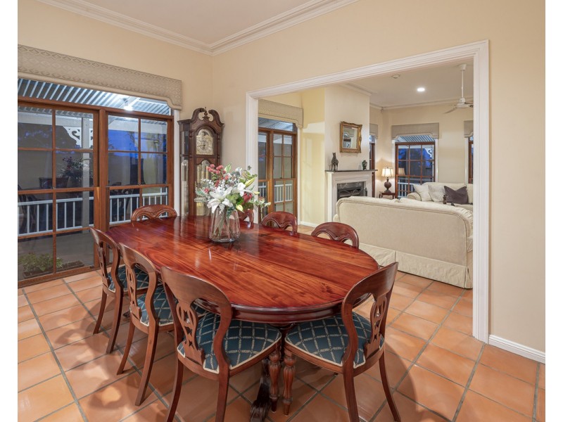 518 Haven Road, Upper Brookfield QLD 4069