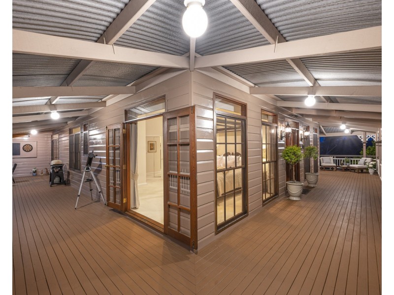 518 Haven Road, Upper Brookfield QLD 4069