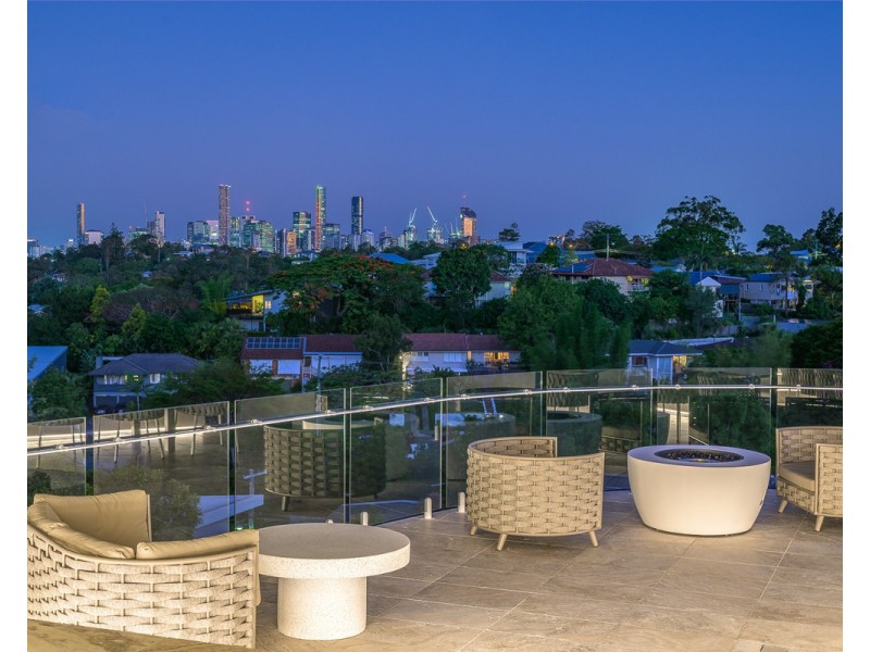 29 Couldrey Street, Bardon QLD 4065