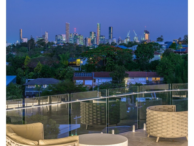 29 Couldrey Street, Bardon QLD 4065