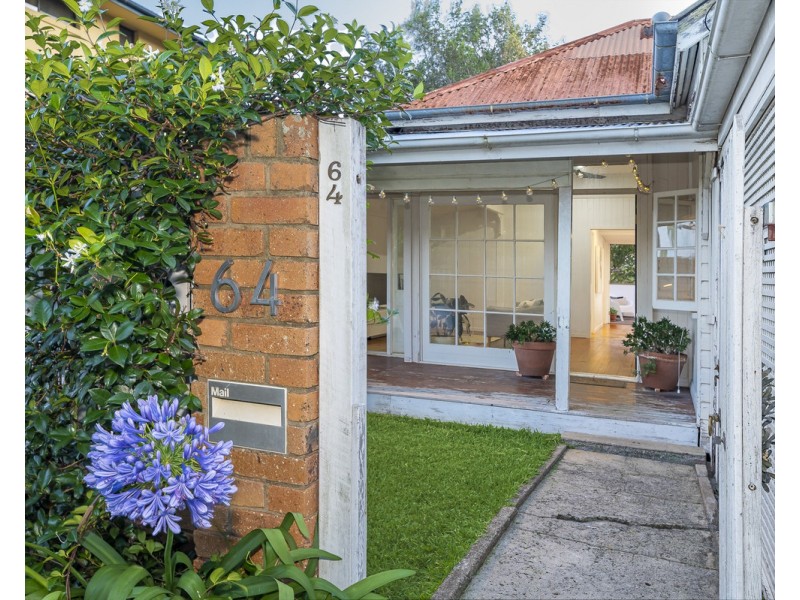 64 Elizabeth Street, Toowong QLD 4066