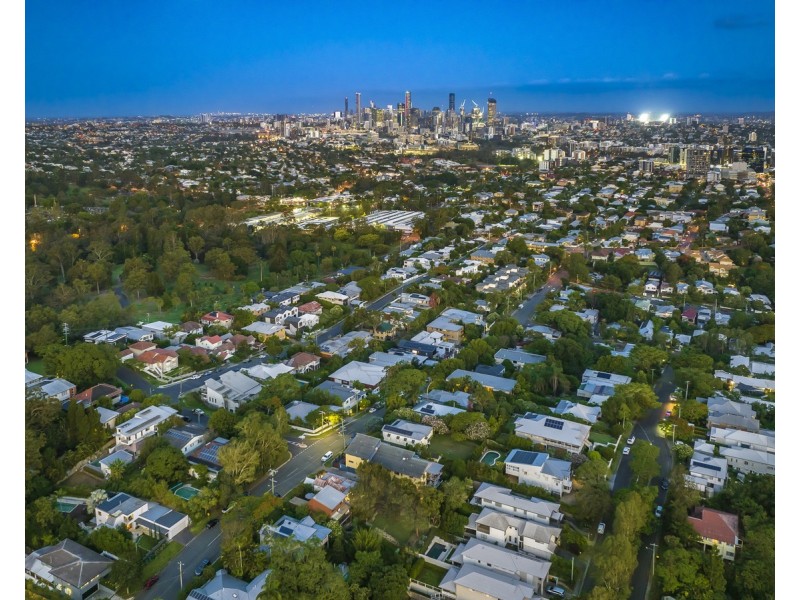 64 Elizabeth Street, Toowong QLD 4066