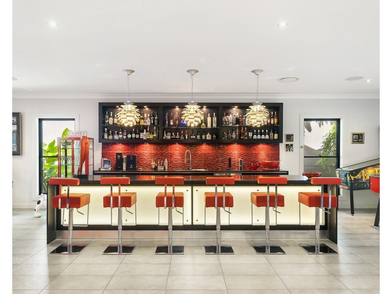 24 Warner Court, Fig Tree Pocket QLD 4069