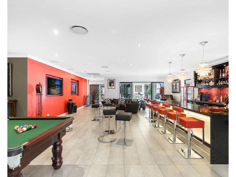 24 Warner Court, Fig Tree Pocket QLD 4069