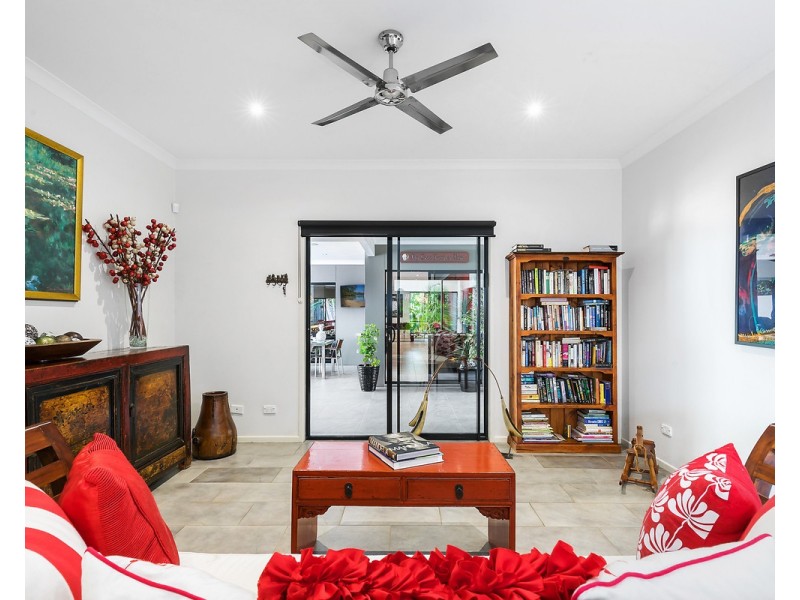 24 Warner Court, Fig Tree Pocket QLD 4069