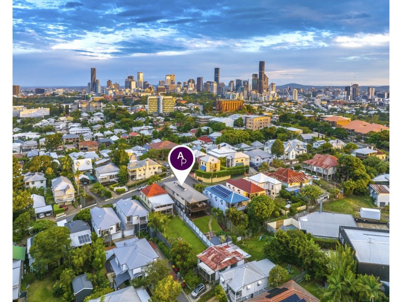 2 Harriet Street, Red Hill QLD 4059