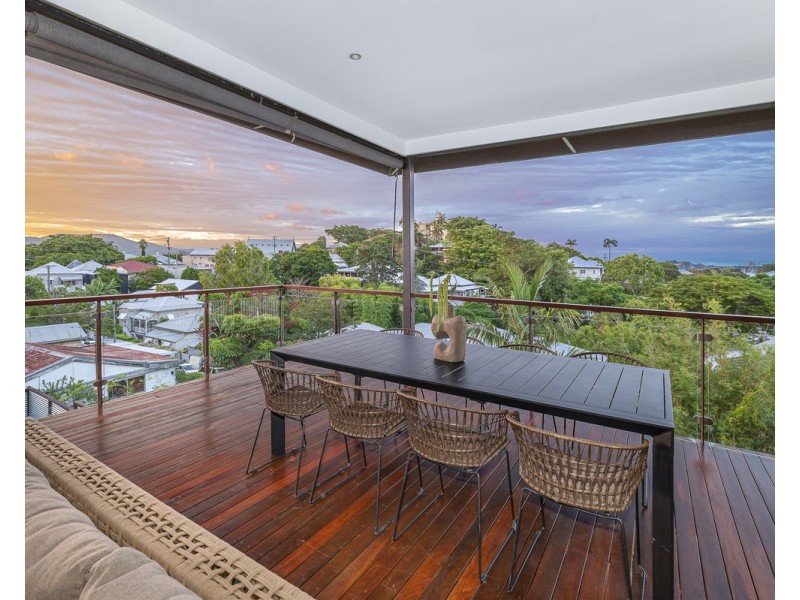2 Harriet Street, Red Hill QLD 4059