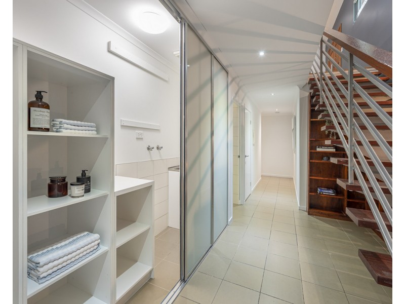 2 Harriet Street, Red Hill QLD 4059