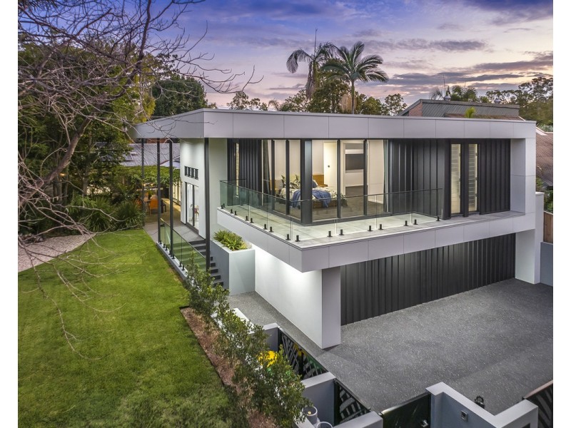 3 Donatello Street, Fig Tree Pocket QLD 4069