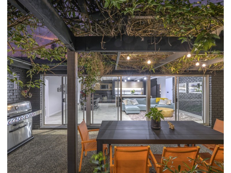 3 Donatello Street, Fig Tree Pocket QLD 4069