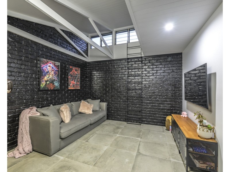 3 Donatello Street, Fig Tree Pocket QLD 4069