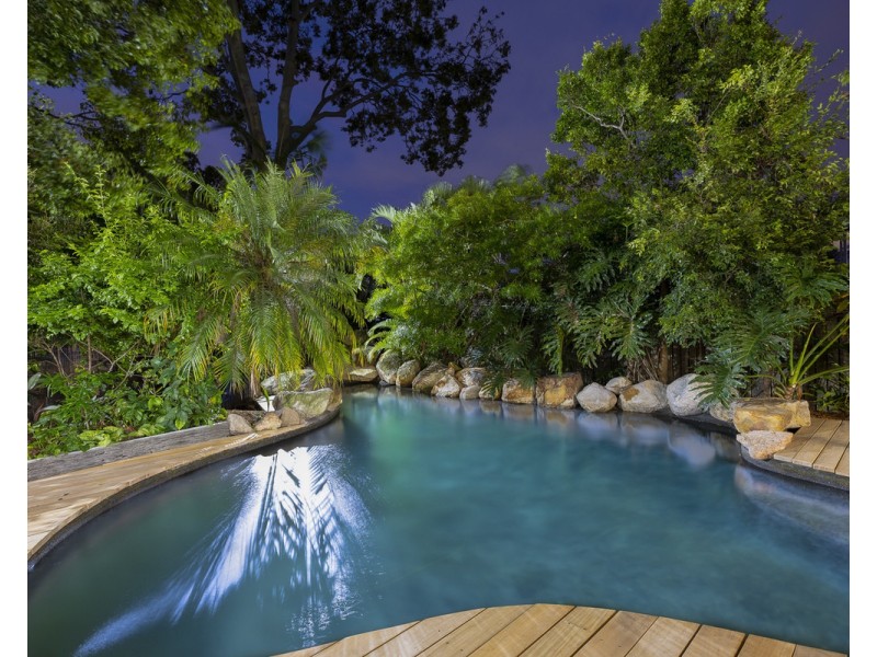 67 Lockerbie Street, Kangaroo Point QLD 4169
