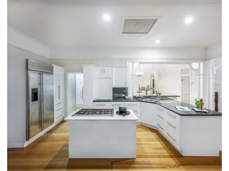 67 Lockerbie Street, Kangaroo Point QLD 4169