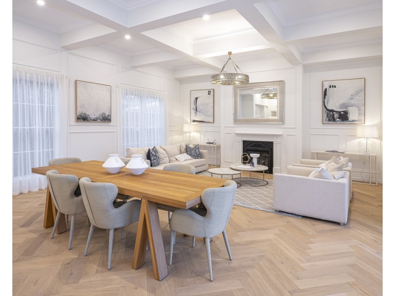 11 Hartley Street, Camp Hill QLD 4152