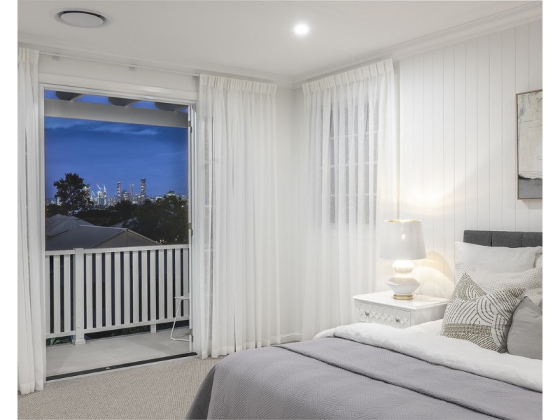 11 Hartley Street, Camp Hill QLD 4152