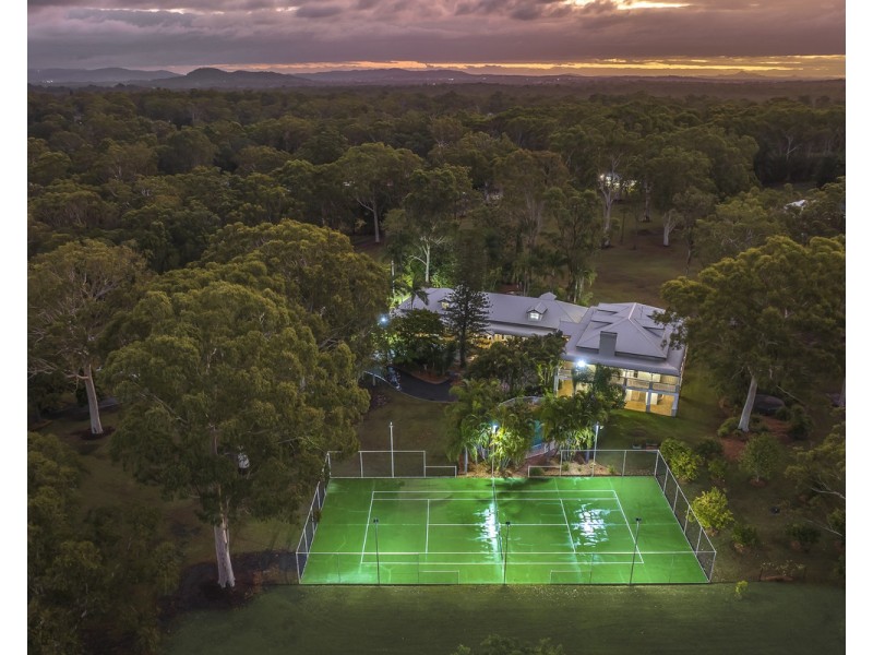 300 Teviot Road, Carbrook QLD 4130