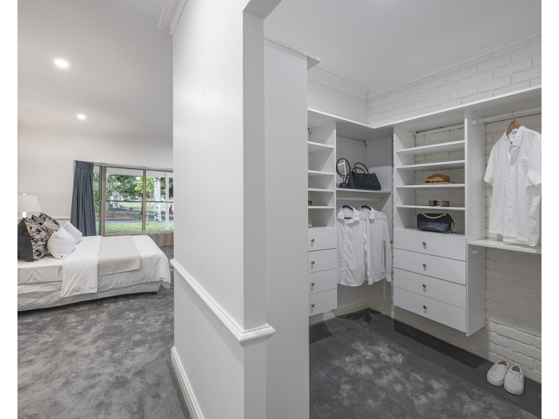 300 Teviot Road, Carbrook QLD 4130