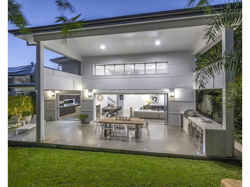 11 Cambridge Street, Nundah QLD 4012