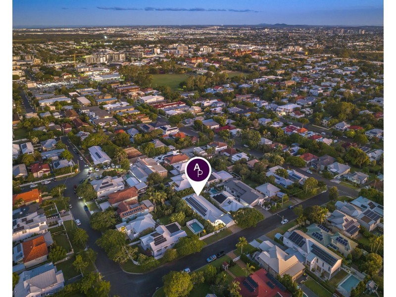 11 Cambridge Street, Nundah QLD 4012