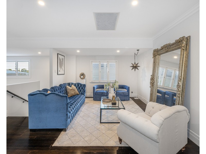 11 Cambridge Street, Nundah QLD 4012