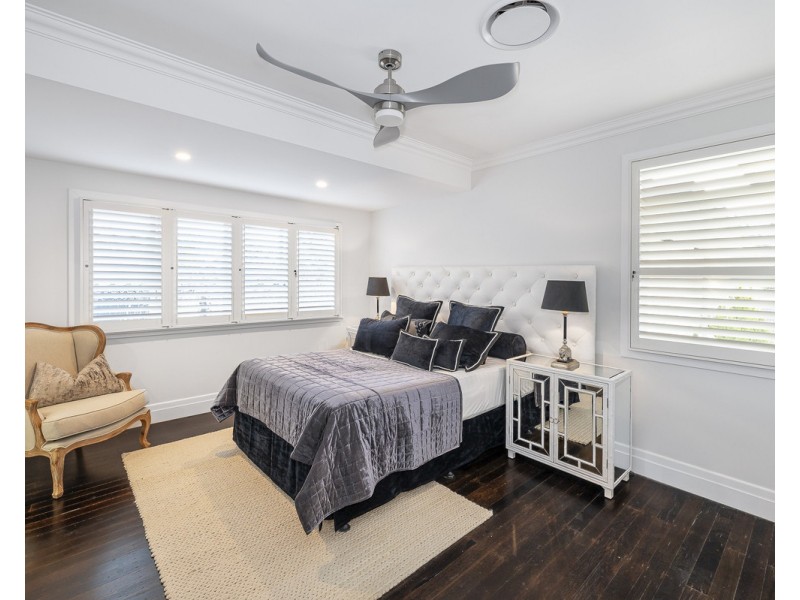 11 Cambridge Street, Nundah QLD 4012