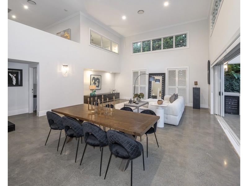 11 Cambridge Street, Nundah QLD 4012