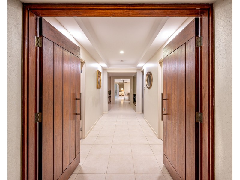 601 Jesmond Road, Fig Tree Pocket QLD 4069