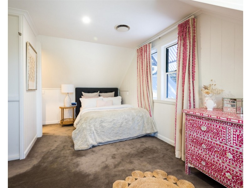 15A Ferneydell Street, Ashgrove QLD 4060