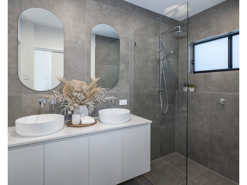 78 Burn Street, Camp Hill QLD 4152