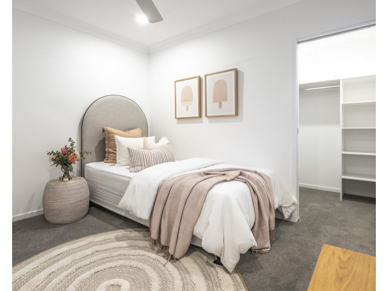 76 Burn Street, Camp Hill QLD 4152