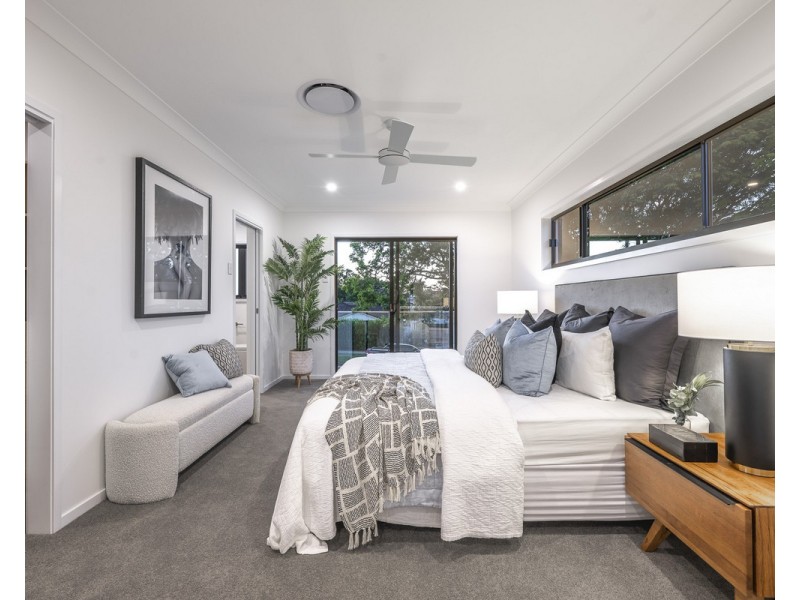 76 Burn Street, Camp Hill QLD 4152