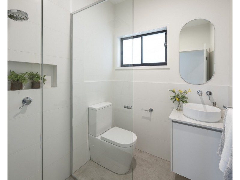 76 Burn Street, Camp Hill QLD 4152