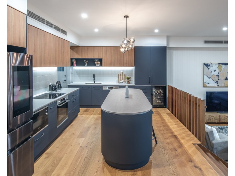 147 Jubilee Terrace, Bardon QLD 4065