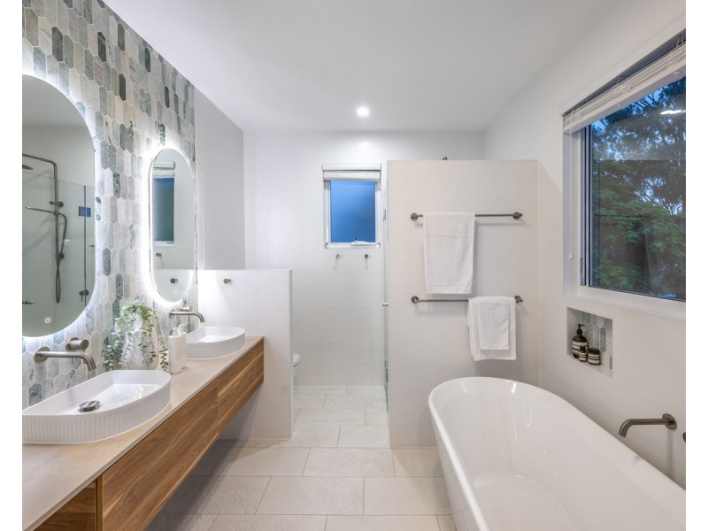 147 Jubilee Terrace, Bardon QLD 4065