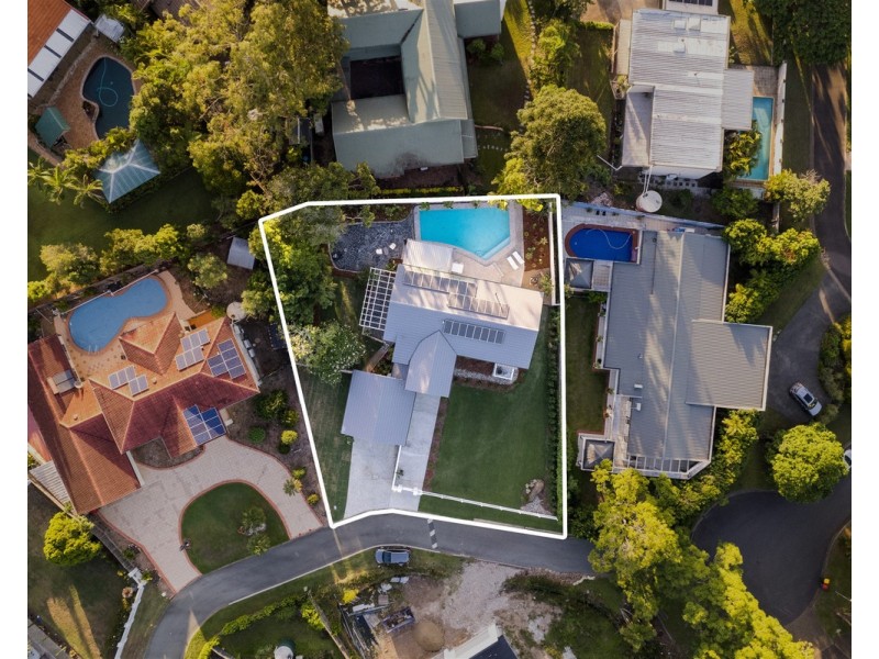 10 Wills Court, Mount Ommaney QLD 4074